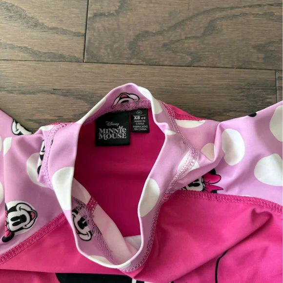 Disney Minnie Mouse Girls Swim Set Rash Guard Bikini XS 4–5 pink - Picture 8 of 16
